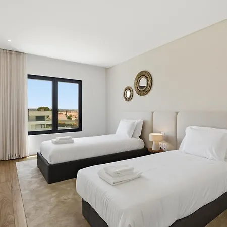 Villa Ondas Do Oeste - 3 Bedroom
